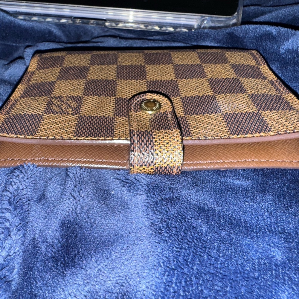 Louis Vuitton Damier Ebene Agenda PM (Excellent Pre-loved Condition) - Picture 2 of 9